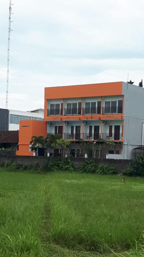 勒吉安 Pondok Sariqu酒店 外观 照片